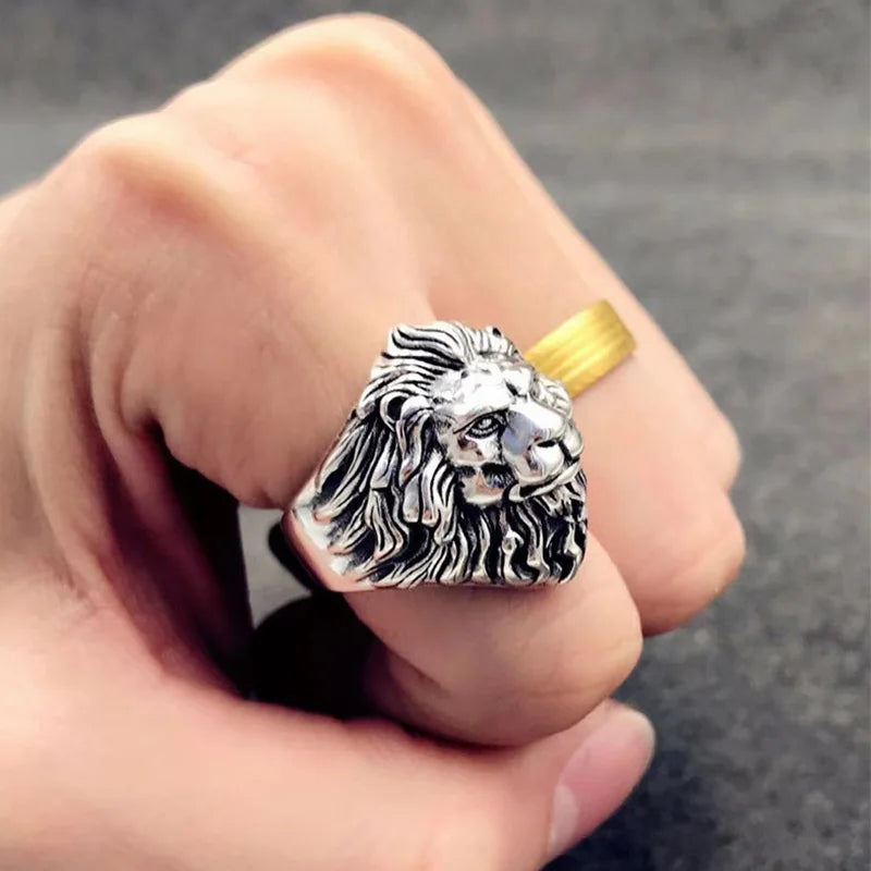 Statement lion ring stainless steel king of the jungle design