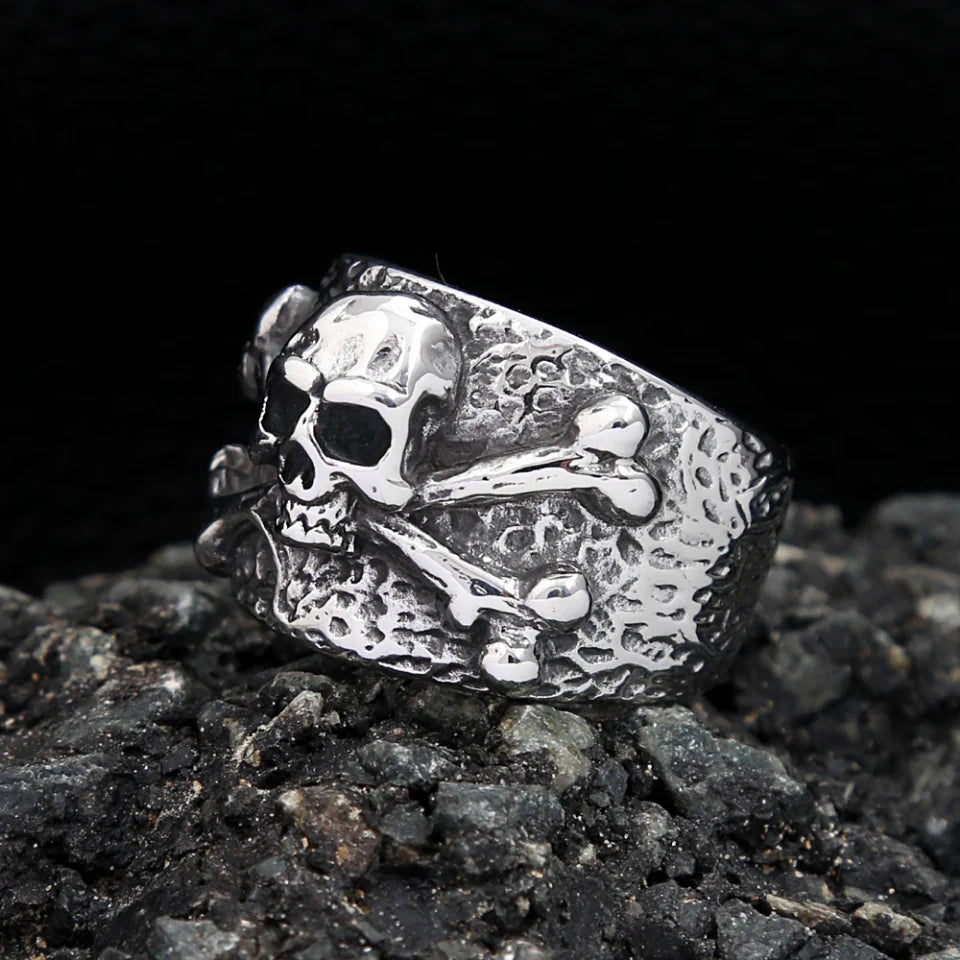 Biker skull crossbones ring stainless steel statement jewelry