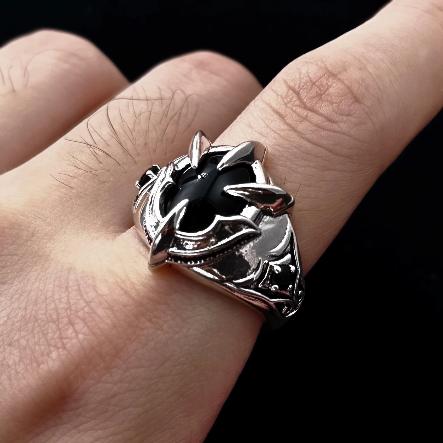 Black stone claw ring stainless steel gothic statement ring