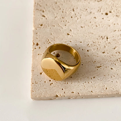 Minimalist oval signet ring gold stainless steel men jewelry