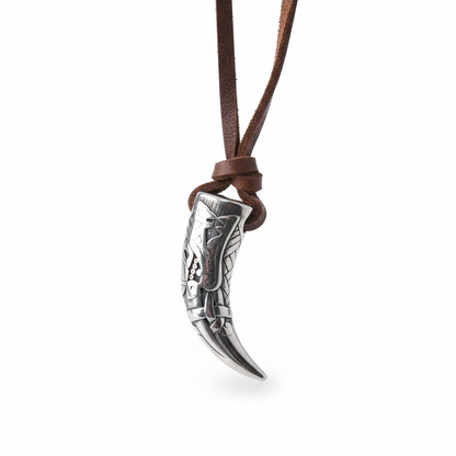 Wolf fang pendant necklace made from stainless steel